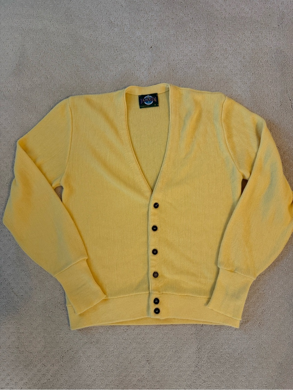 VTG Jantzen Yellow Acrylic Cardigan Sweater Size Medium Grandpacore 90s